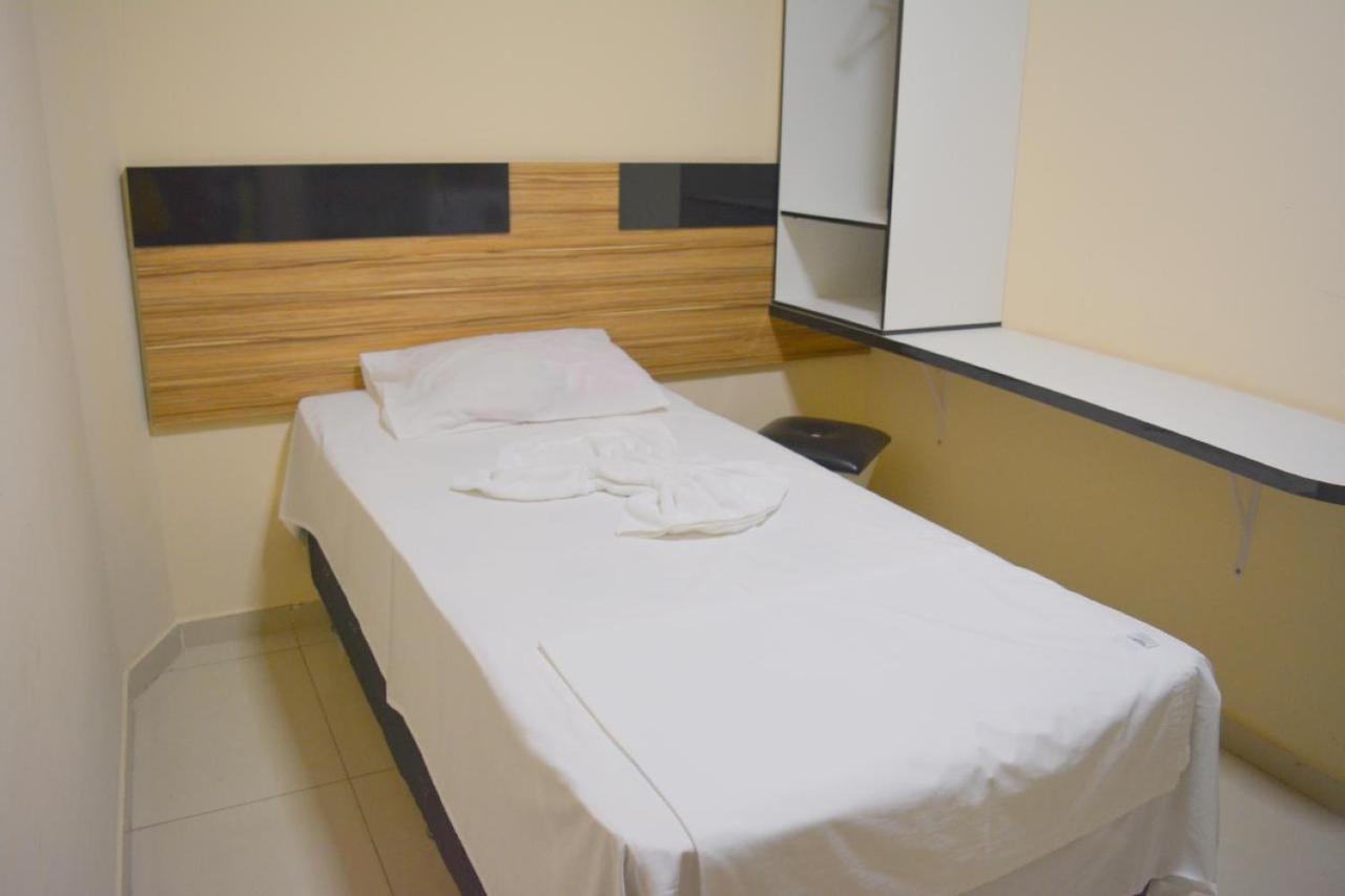 Oyo Hotel Melo أرابيراكا المظهر الخارجي الصورة
